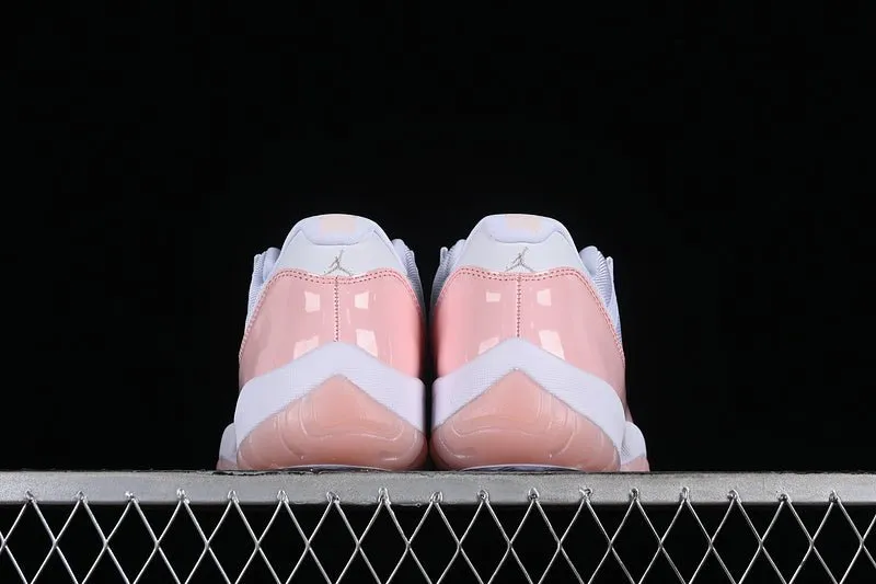 AIR JORDAN 11 LOW LEGEND PIN WHITE/PINK