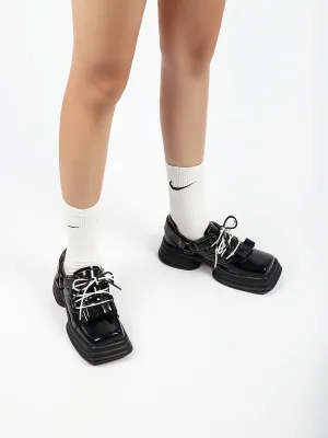 Glossy Leather Bow Upper Sneaker Black