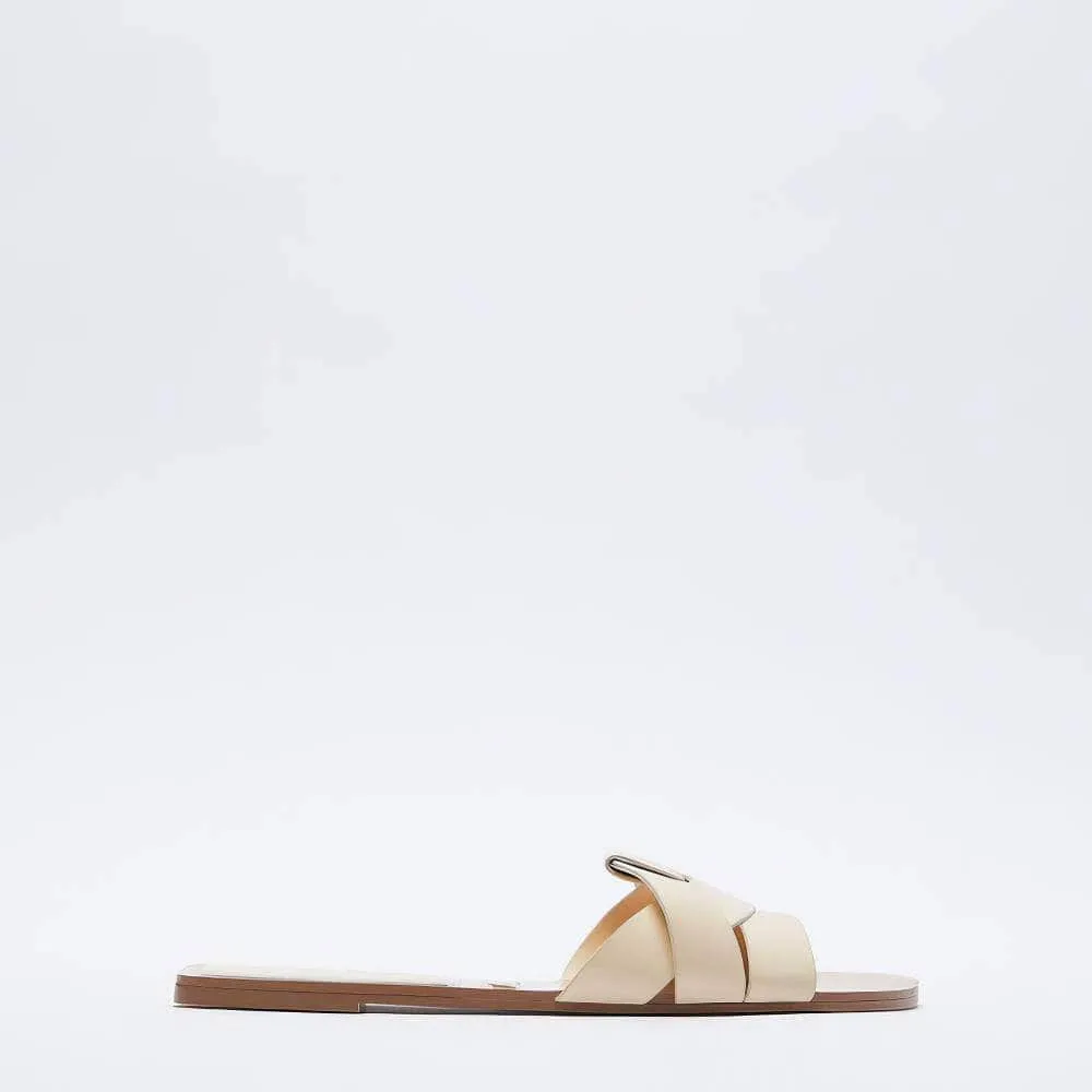 Interlocked Rhinestone Decorated Slip-on Flat Mules