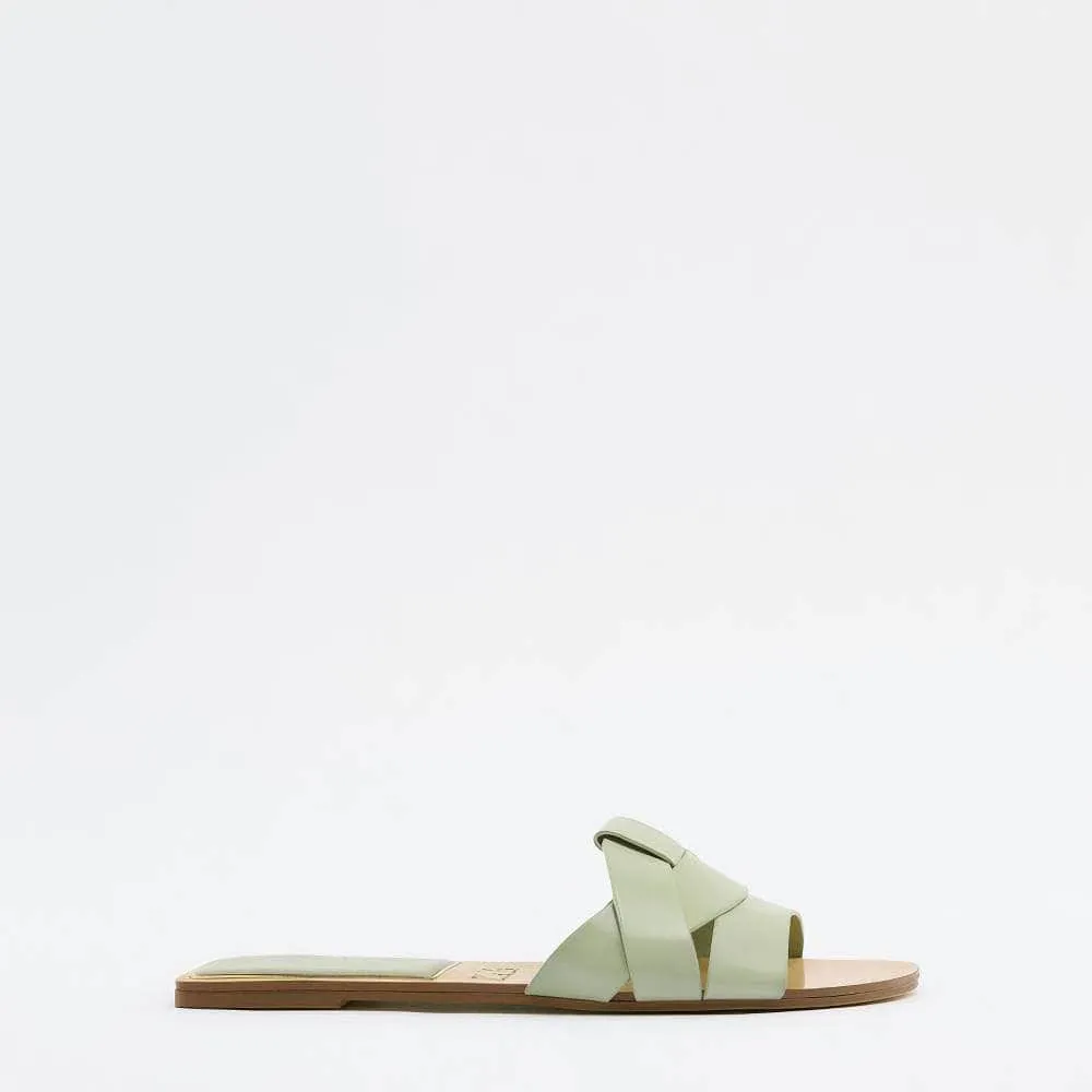 Interlocked Rhinestone Decorated Slip-on Flat Mules