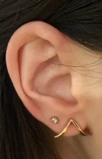Knife Edge Curved Triangle Ear Cuff Single Earring
