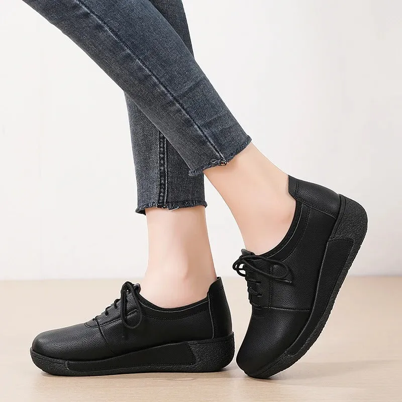 Moccasin footwear for women