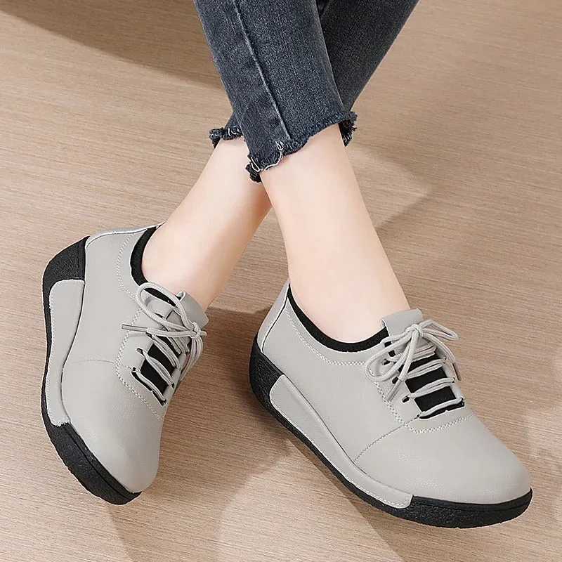 Moccasin footwear for women