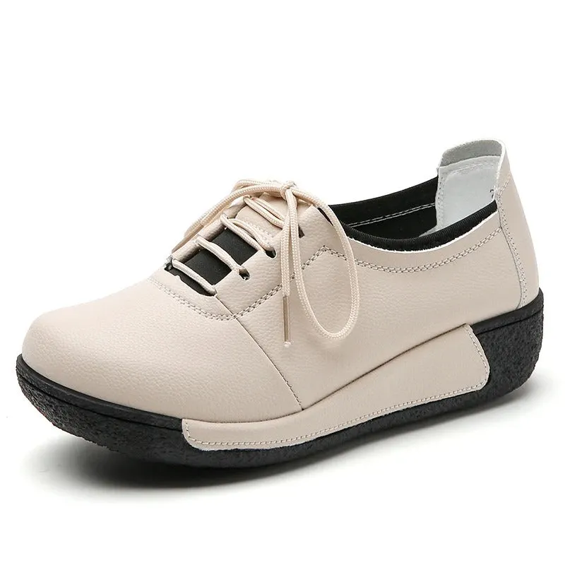 Moccasin footwear for women