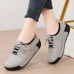 Moccasin footwear for women