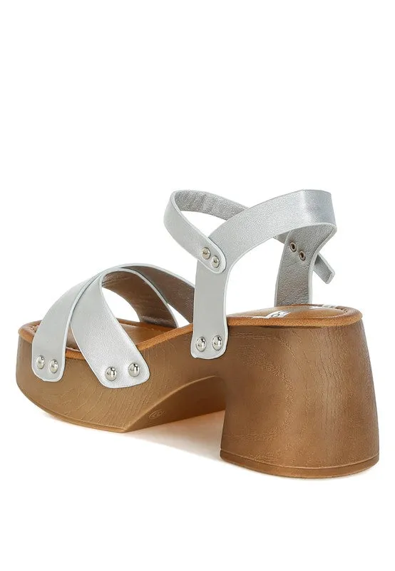 Morasa Metallic Pleather Clog Sandals