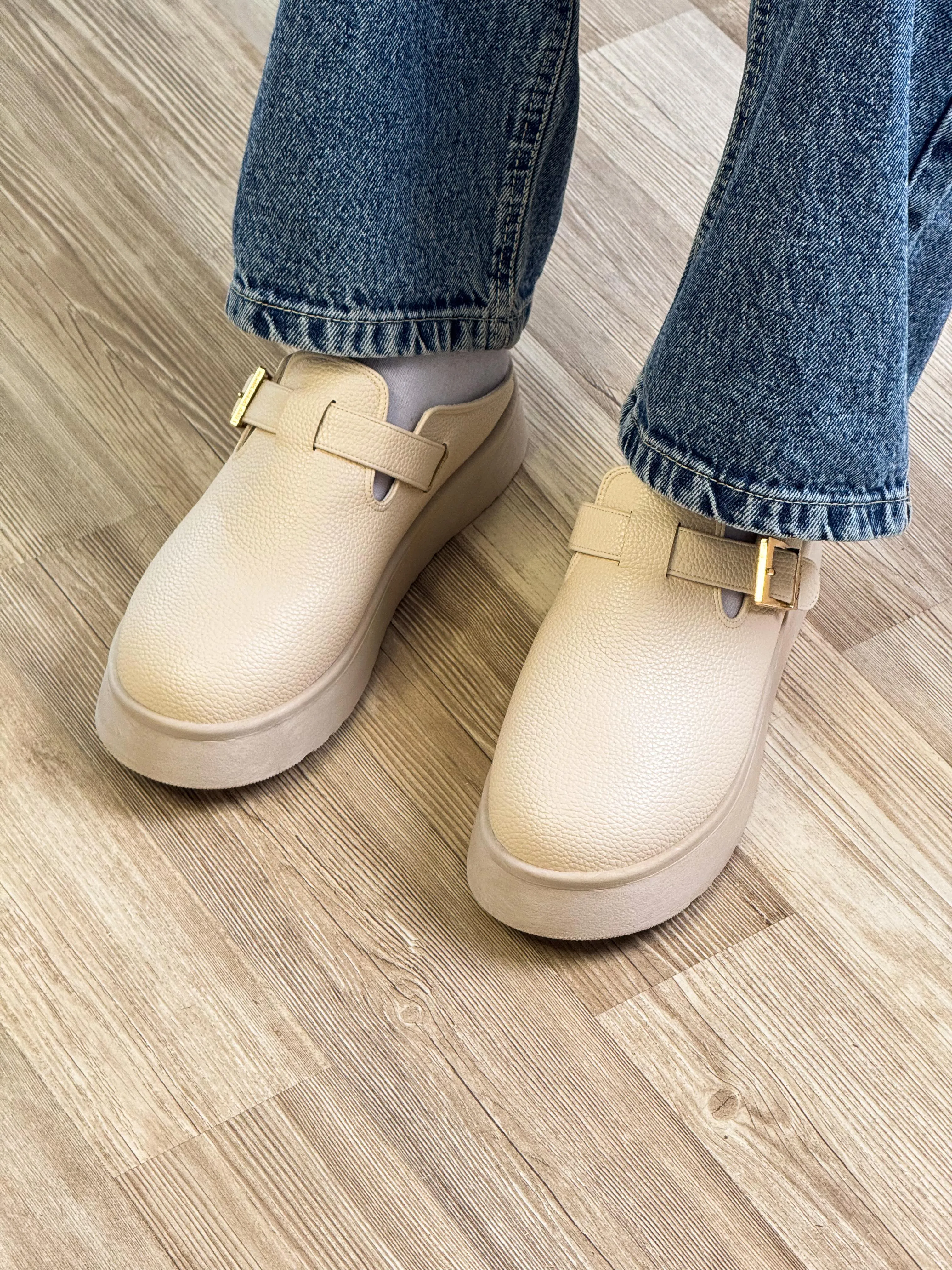 Nebu Comfort Clogs