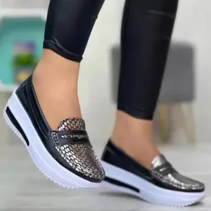 Schlangenleder-Loafer für Damen von WolffMode – glänzend