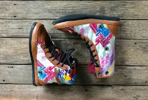 Size 35 - Fold down Desert Boots - Pastels