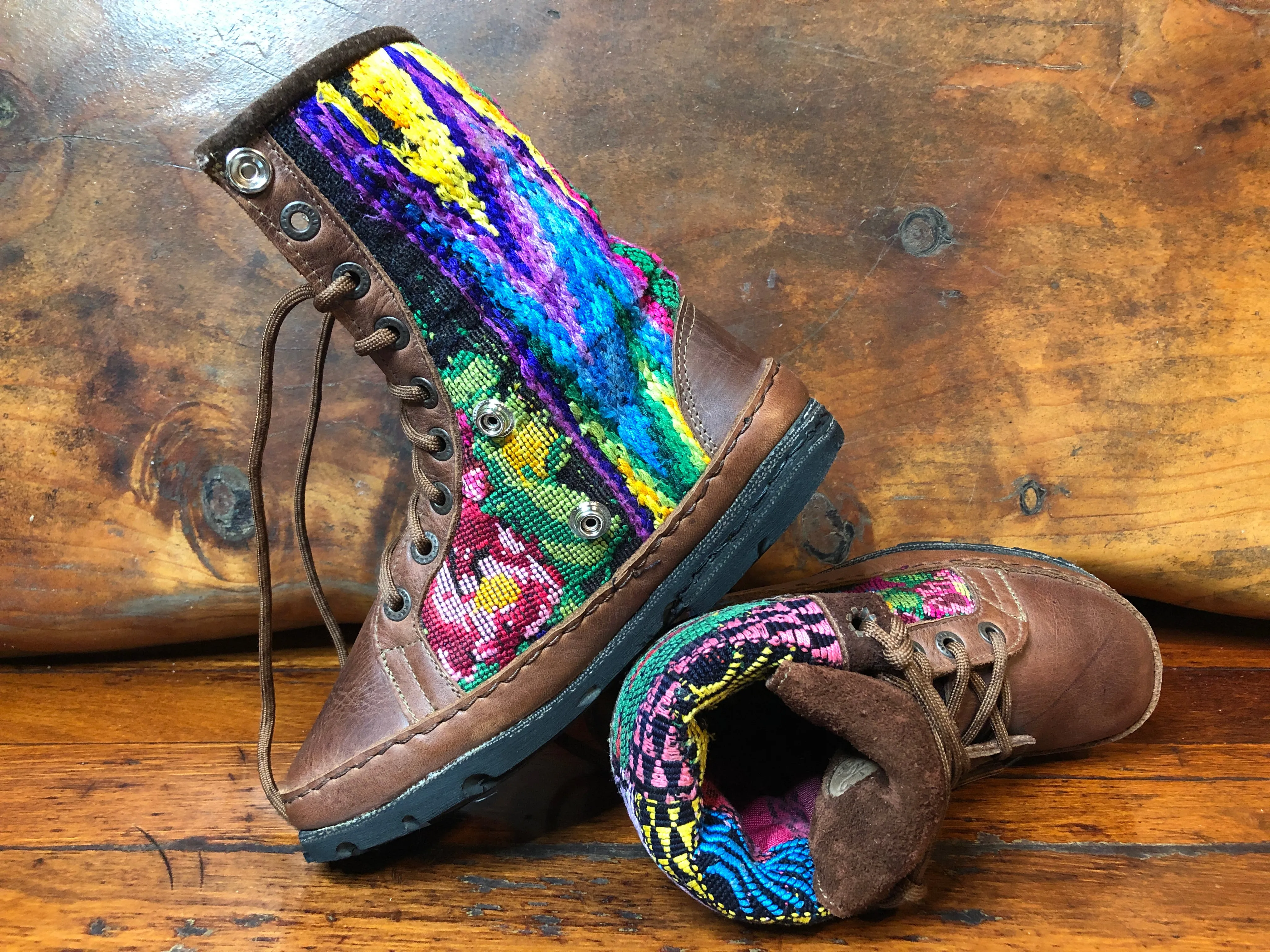 Size 36 Deluxe Desert Boots - Rainbow Zigzag