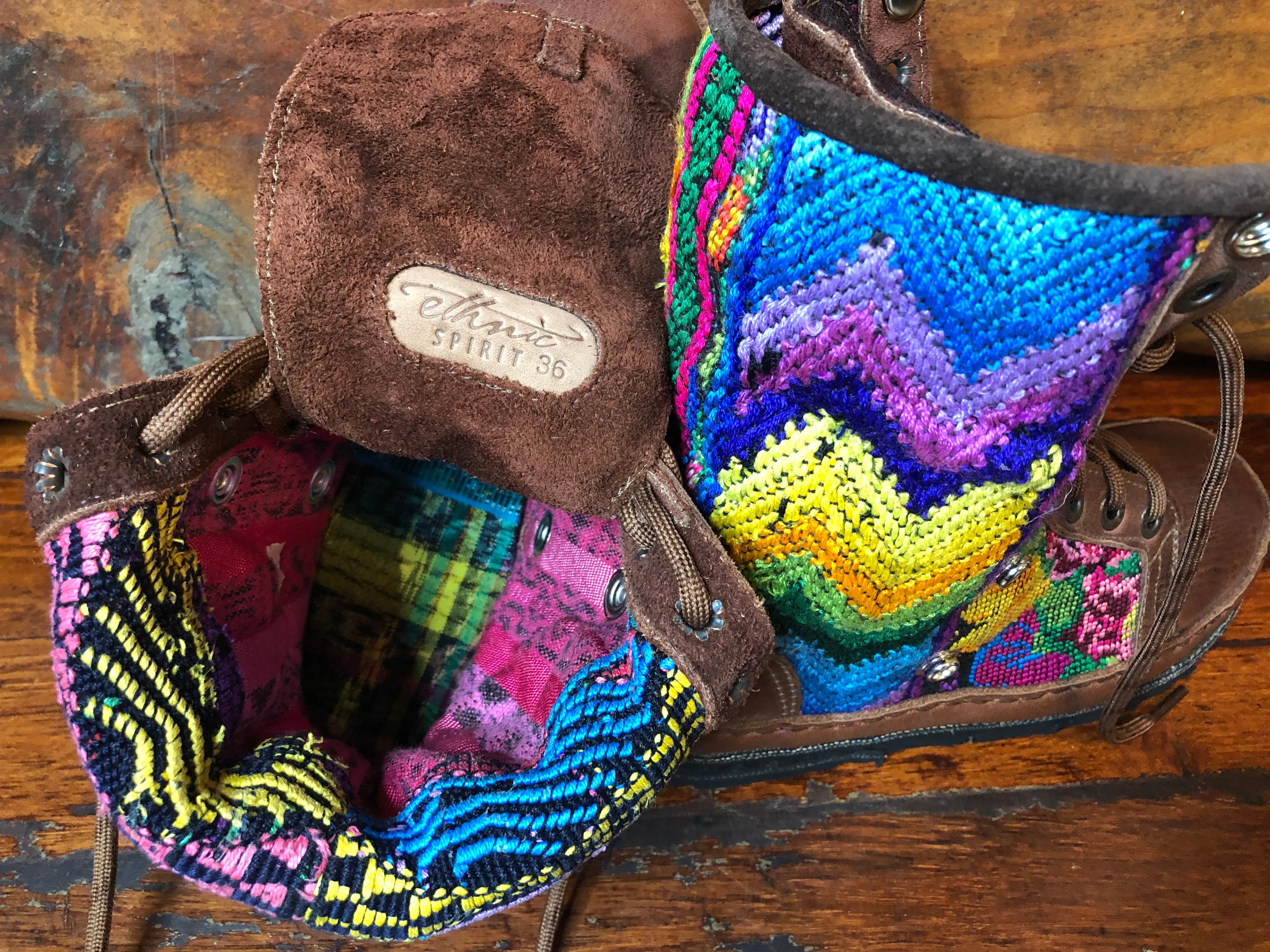 Size 36 Deluxe Desert Boots - Rainbow Zigzag