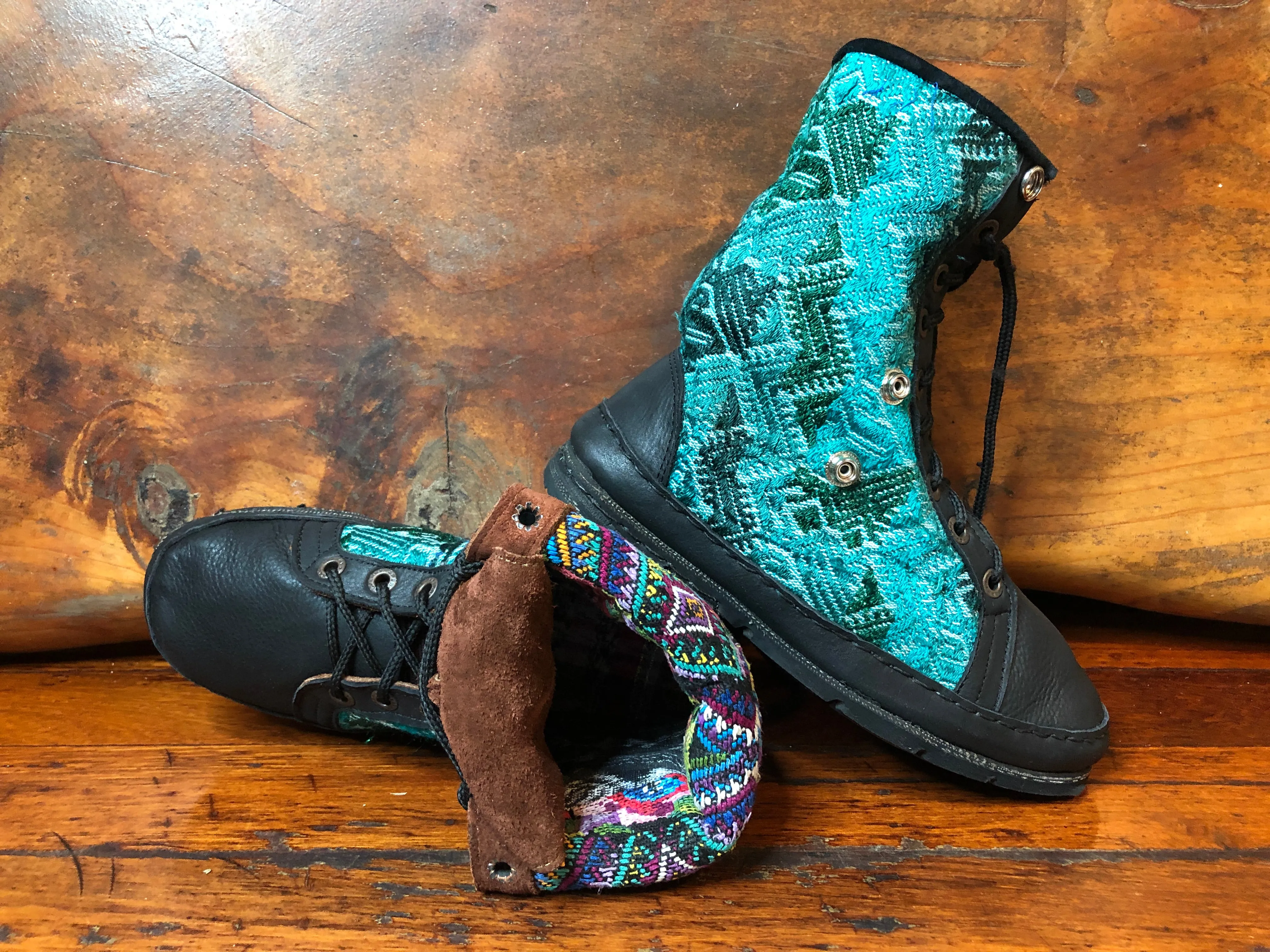 Size 39 Deluxe Desert Boots - Turquoise
