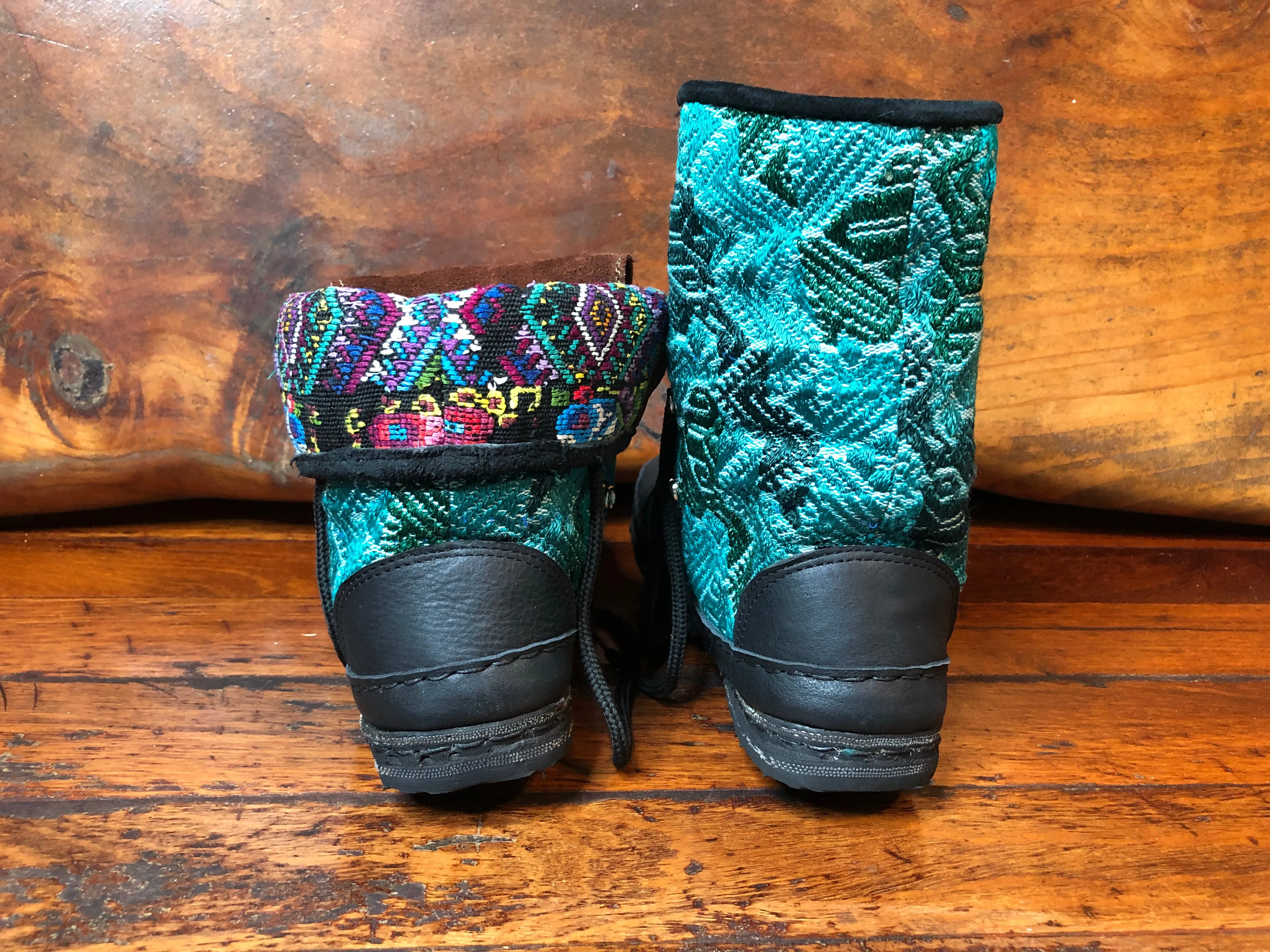 Size 39 Deluxe Desert Boots - Turquoise