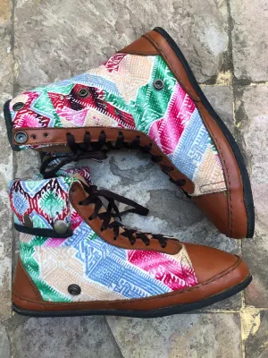 Size 41 - Fold down Desert Boots Pastels