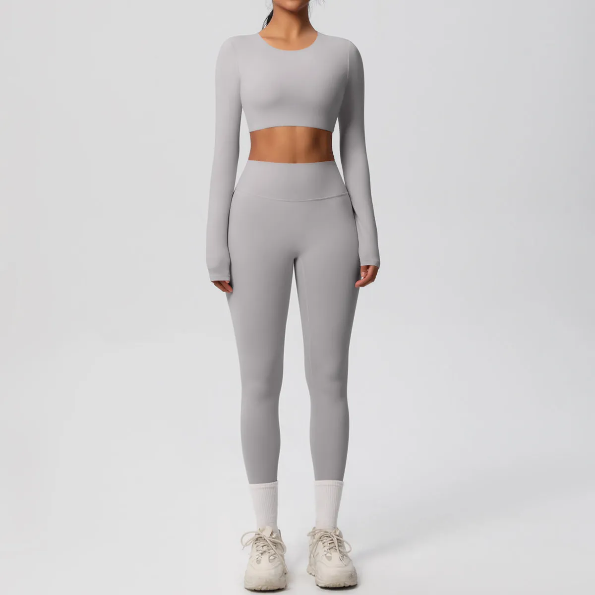 Sleek Long-Sleeve Yoga and Fitness Two-Piece Set for Active Comfort