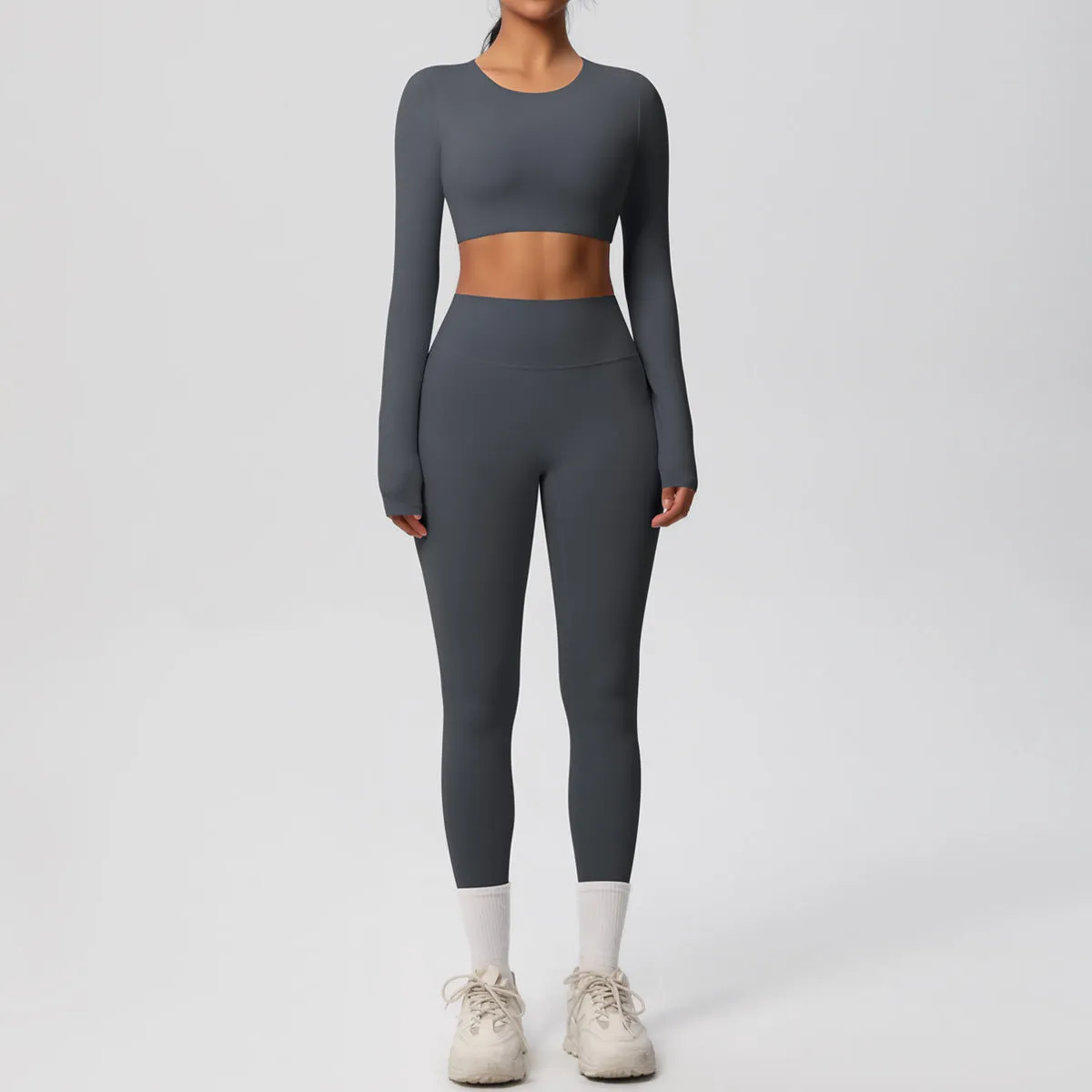 Sleek Long-Sleeve Yoga and Fitness Two-Piece Set for Active Comfort