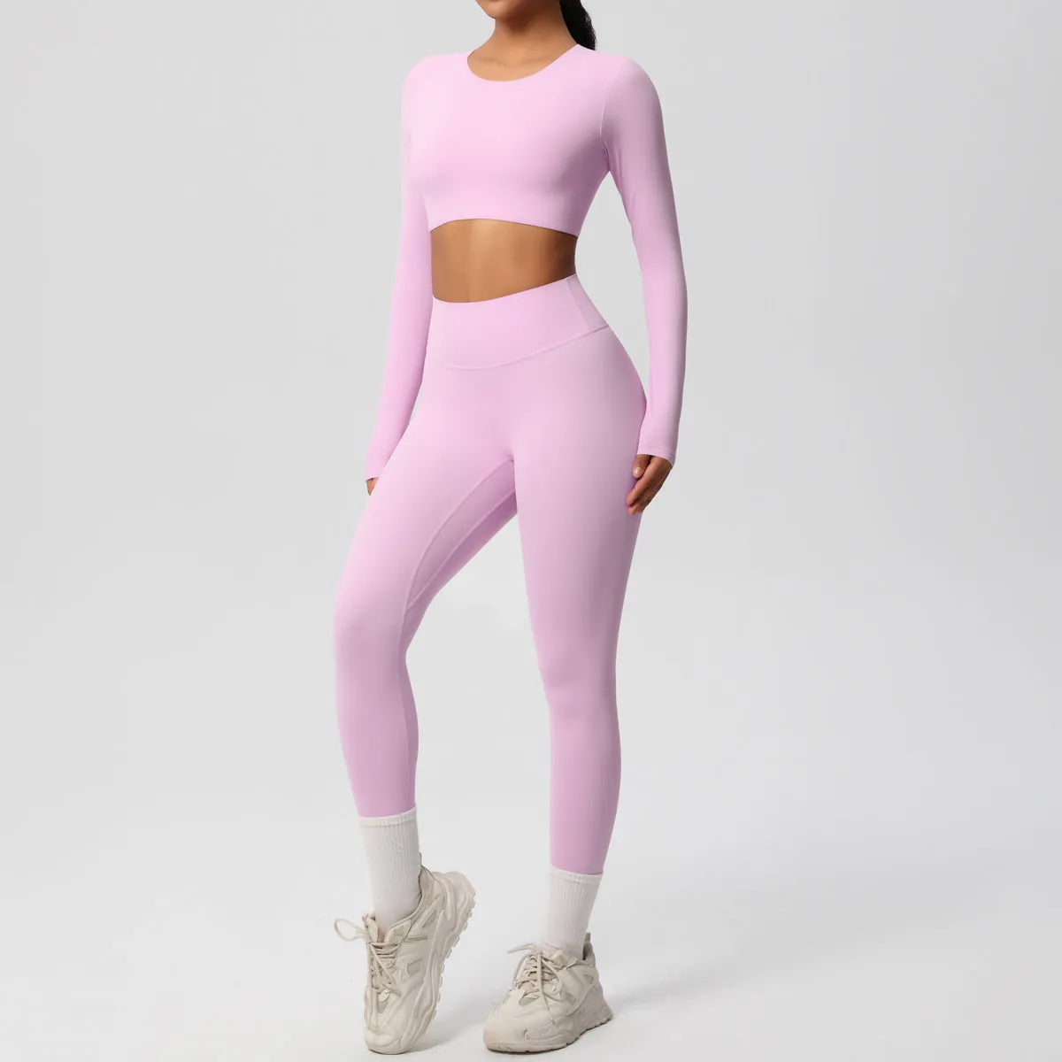 Sleek Long-Sleeve Yoga and Fitness Two-Piece Set for Active Comfort