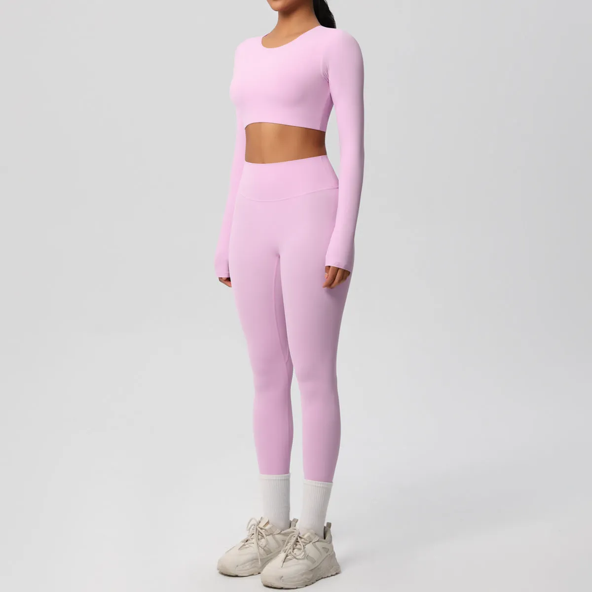 Sleek Long-Sleeve Yoga and Fitness Two-Piece Set for Active Comfort