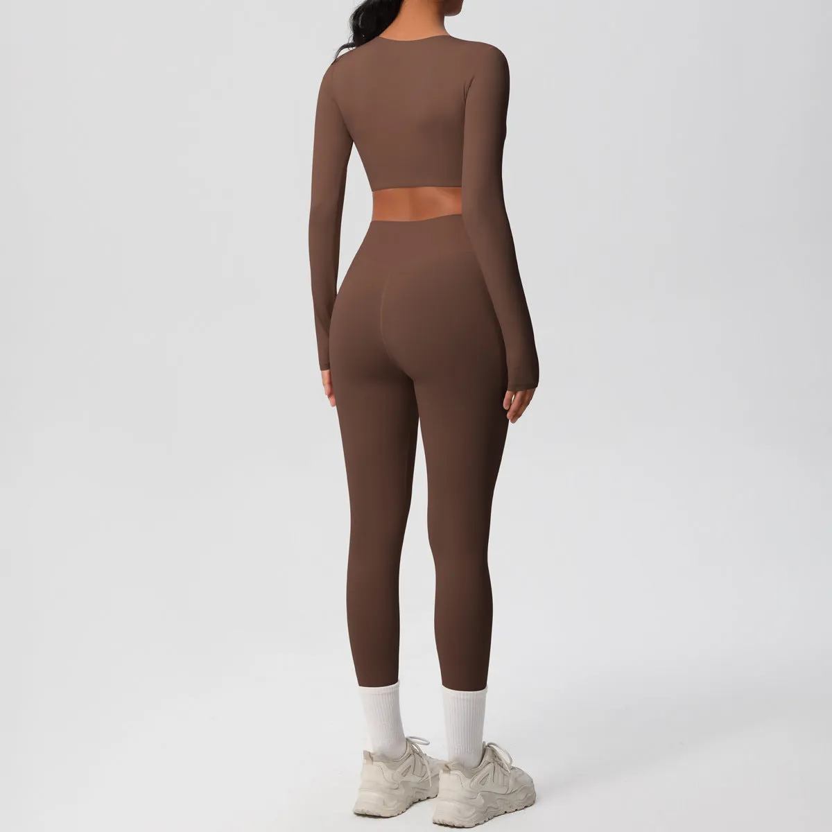 Sleek Long-Sleeve Yoga and Fitness Two-Piece Set for Active Comfort