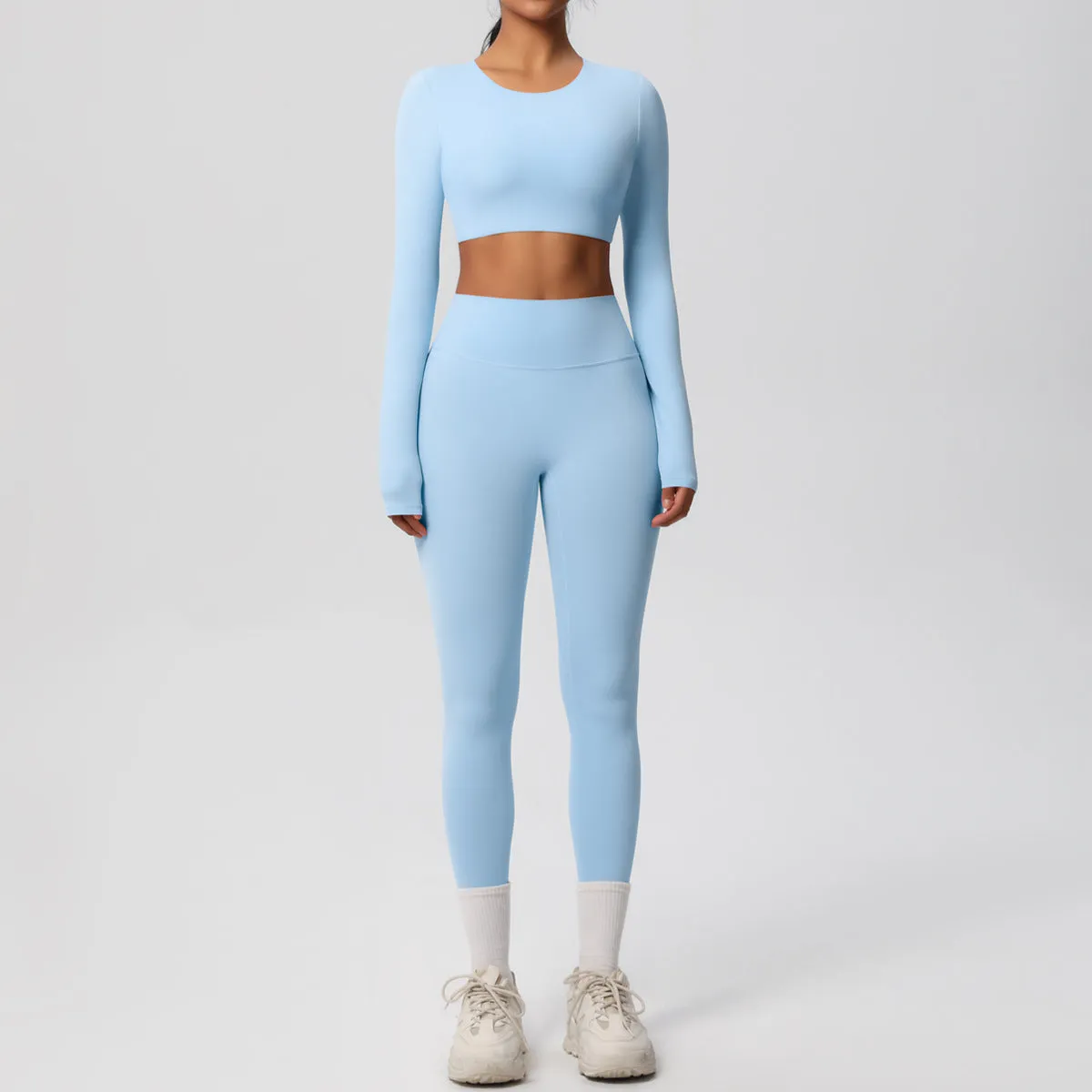 Sleek Long-Sleeve Yoga and Fitness Two-Piece Set for Active Comfort