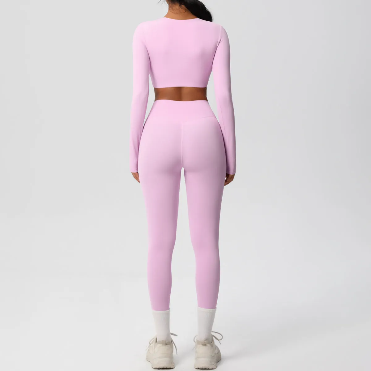 Sleek Long-Sleeve Yoga and Fitness Two-Piece Set for Active Comfort