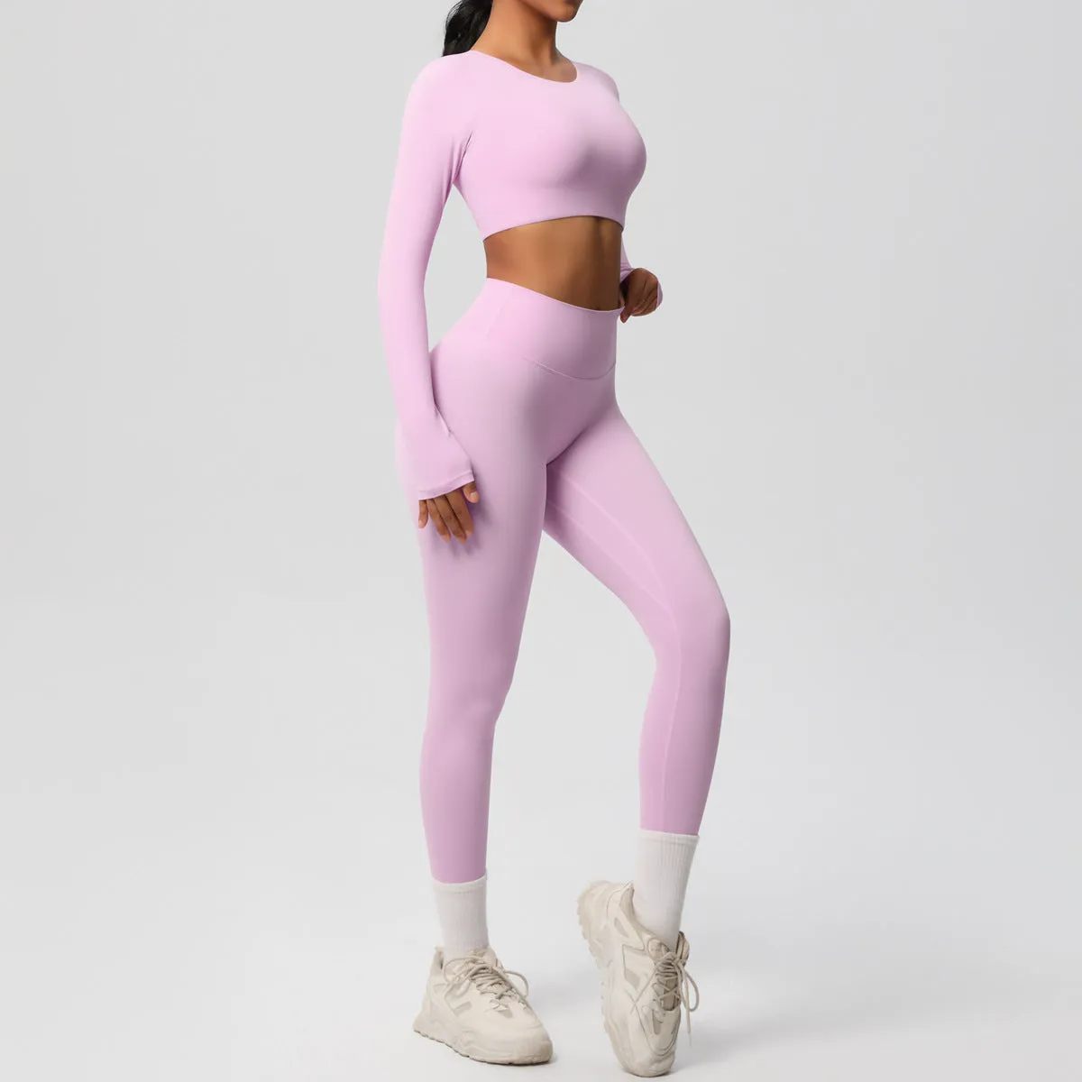 Sleek Long-Sleeve Yoga and Fitness Two-Piece Set for Active Comfort