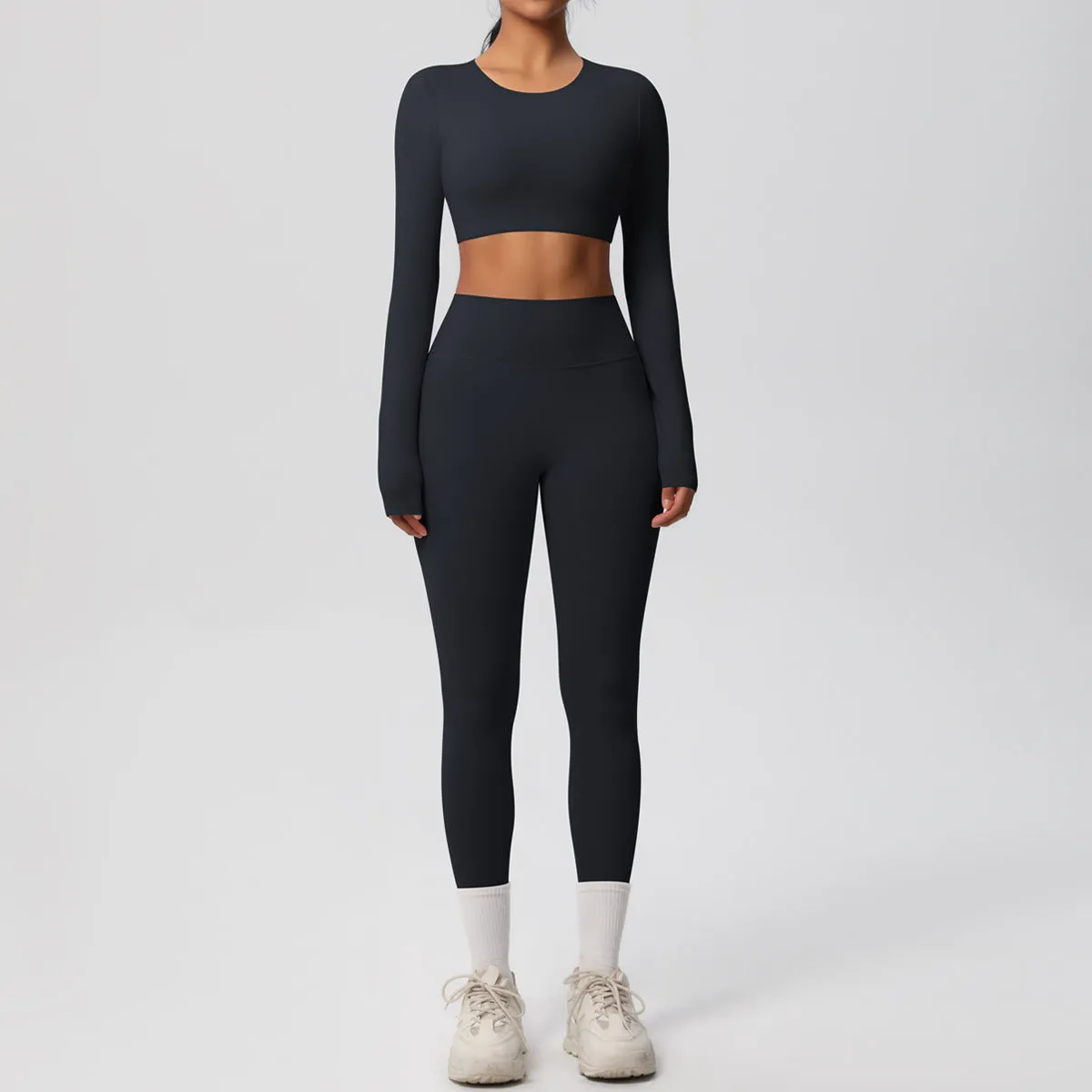 Sleek Long-Sleeve Yoga and Fitness Two-Piece Set for Active Comfort