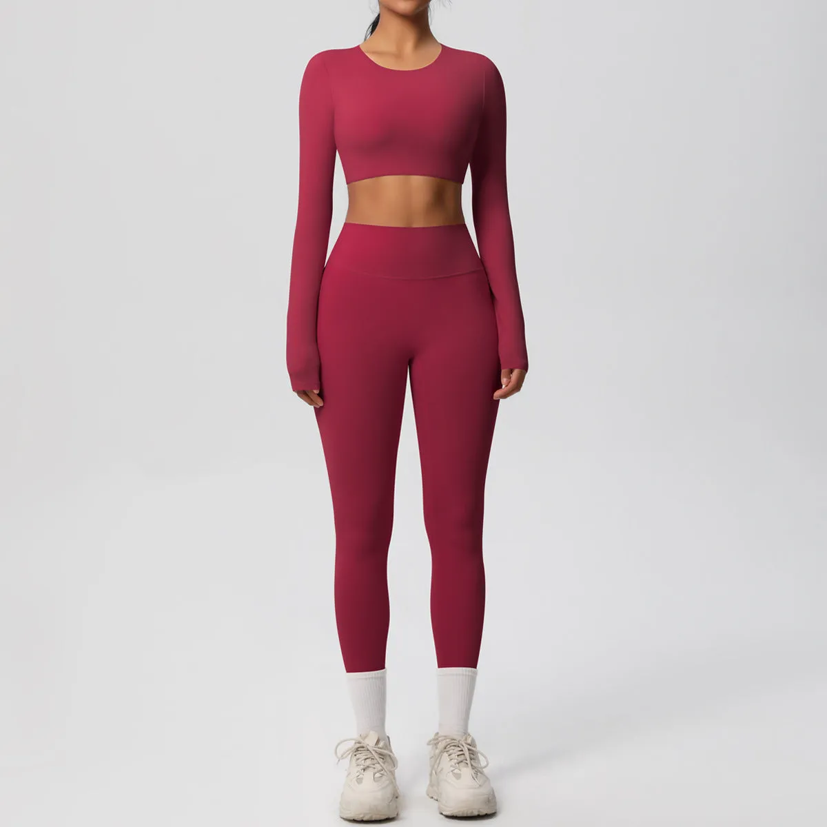 Sleek Long-Sleeve Yoga and Fitness Two-Piece Set for Active Comfort
