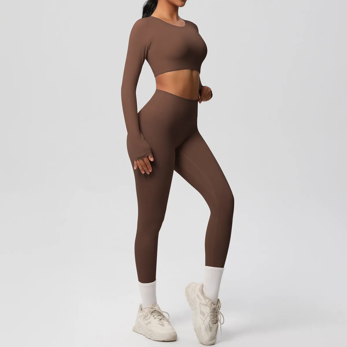 Sleek Long-Sleeve Yoga and Fitness Two-Piece Set for Active Comfort