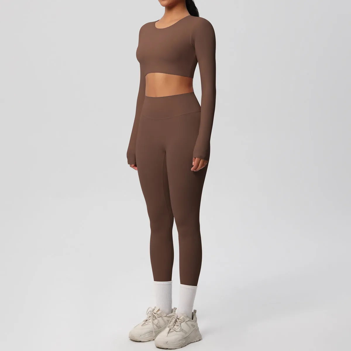 Sleek Long-Sleeve Yoga and Fitness Two-Piece Set for Active Comfort