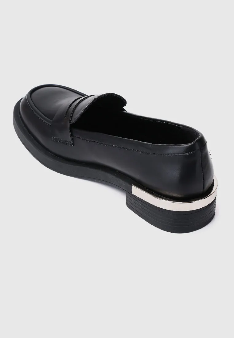 Smile Feels Good Loafers (Black)