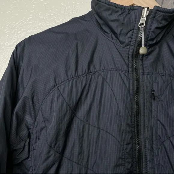 The North Face Women’s Performance Quilted Insulated Puffer Jacket Primaloft