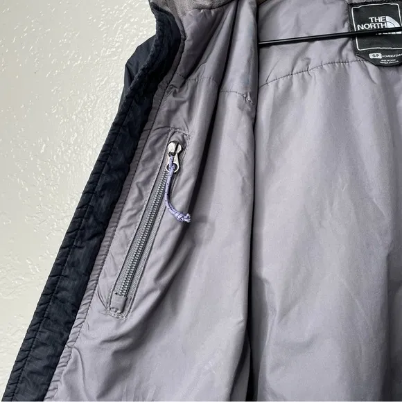 The North Face Women’s Performance Quilted Insulated Puffer Jacket Primaloft