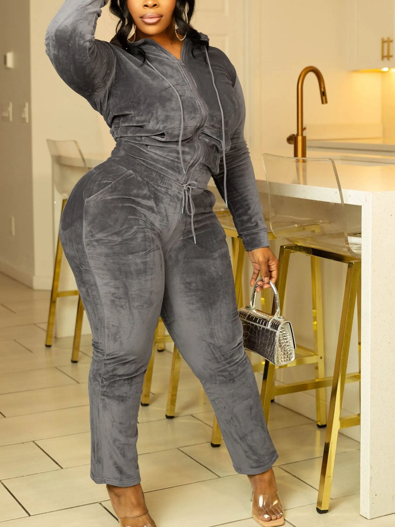 Velvet Luxe Slim Fit Two-Piece Tracksuit with Modern Comfort