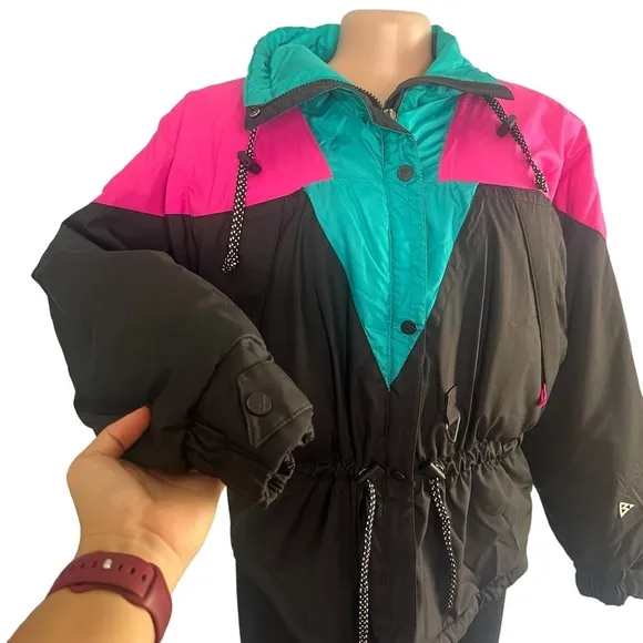 Vintage 1990s Black Bear Pink &amp; Blue Ski Jacket
