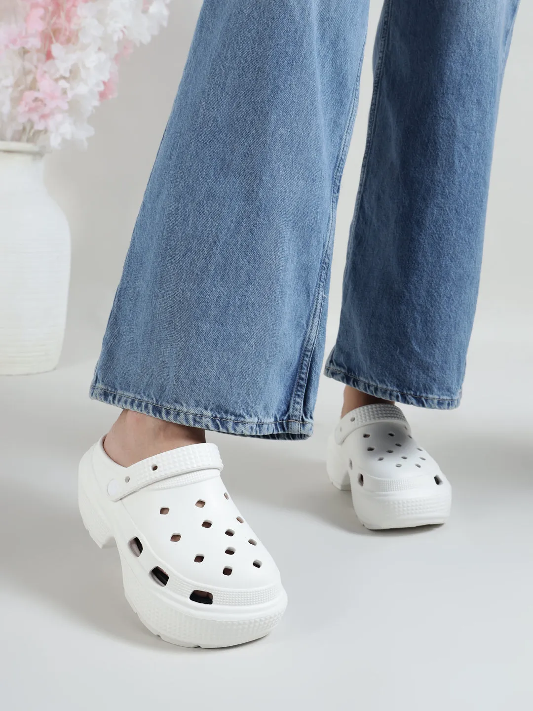 White PU Block Slip-On Clogs (TC-RS4204-WHT)