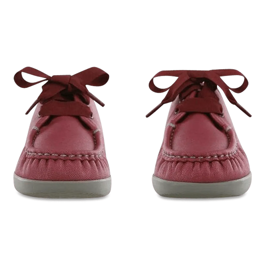 Women's Bounce Lace Up Moc in Cranberry