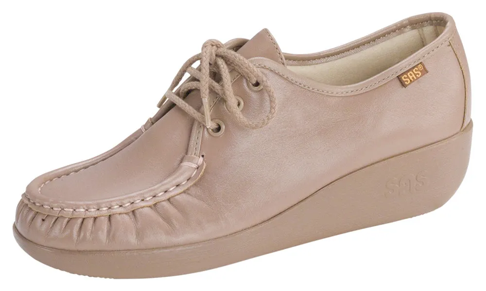 Women's Bounce Lace Up Moc in Mocha