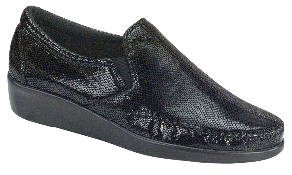 Women's Dream Slip On Loafer in Charcoal Black