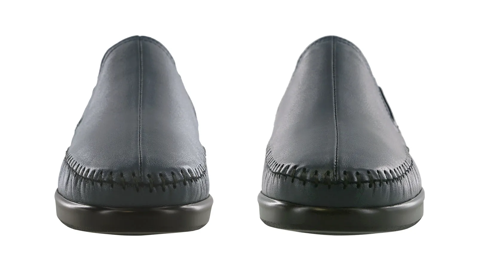 Women's Dream Slip On Loafer in Navy