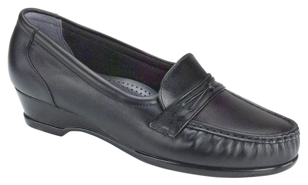 Women's Easier Slip On Loafer in Black